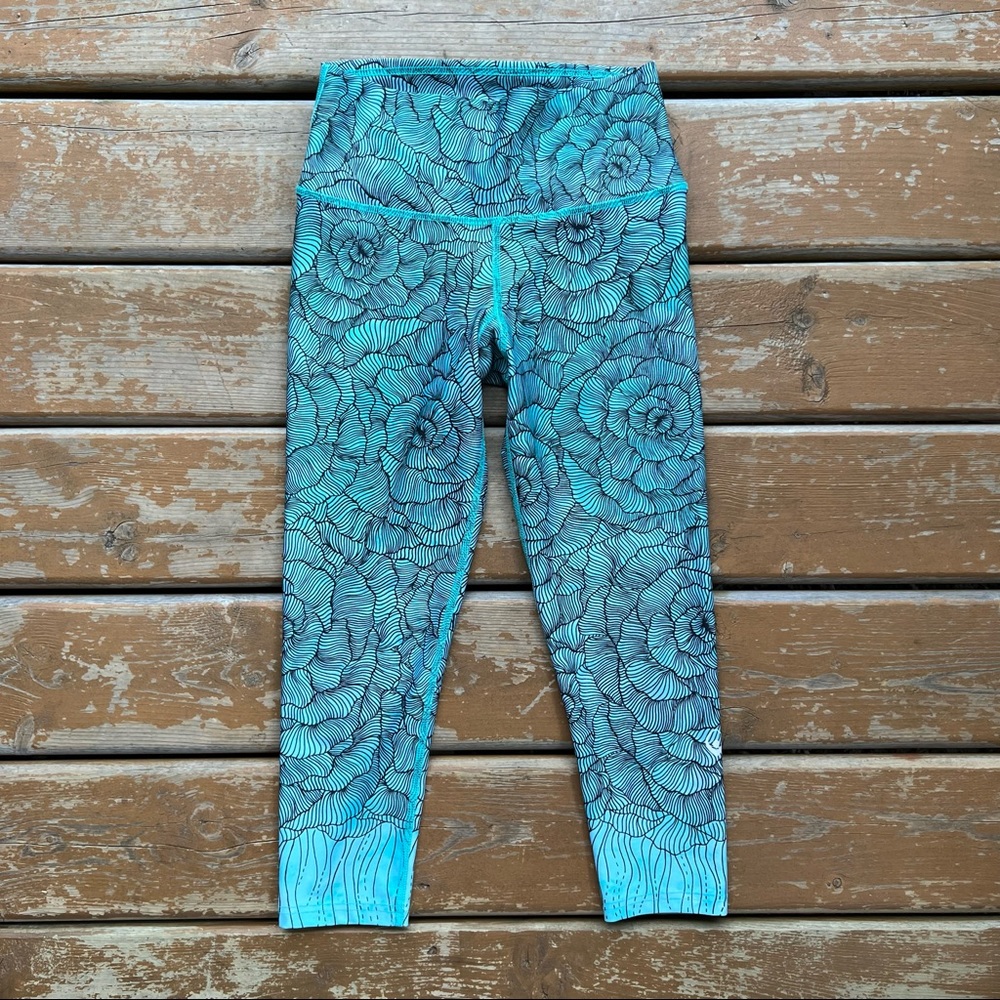 Inner Fire Activewear Eco Friendly Capris - Size 4 (XS)